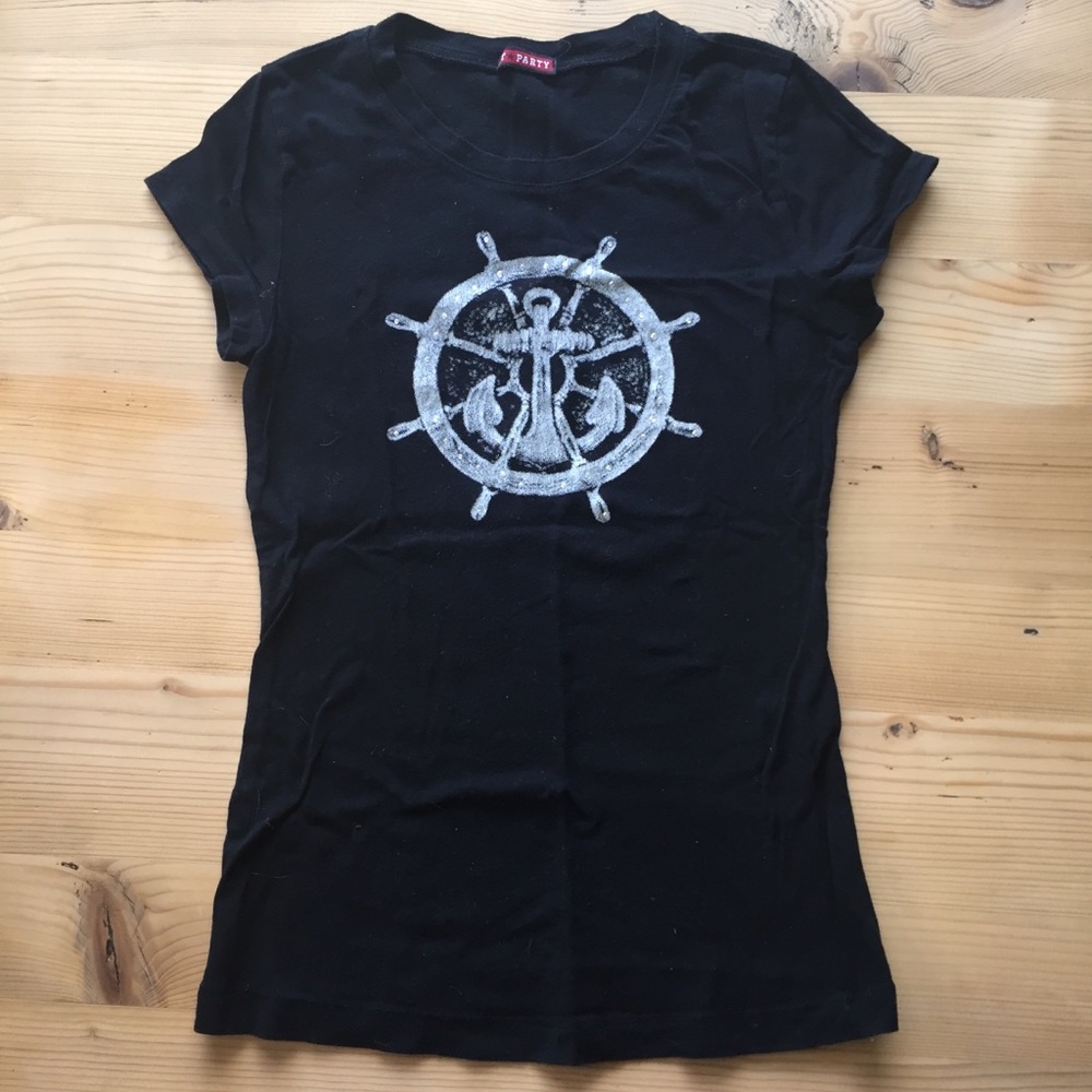 T Party black stretchy graphic tee w/stones S